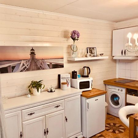 Cozy City Studio Apartment Free Parking Tallinn Exterior photo