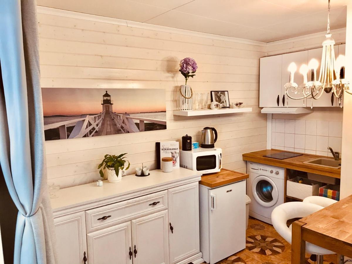 Cozy City Studio Apartment Free Parking Tallinn Exterior photo