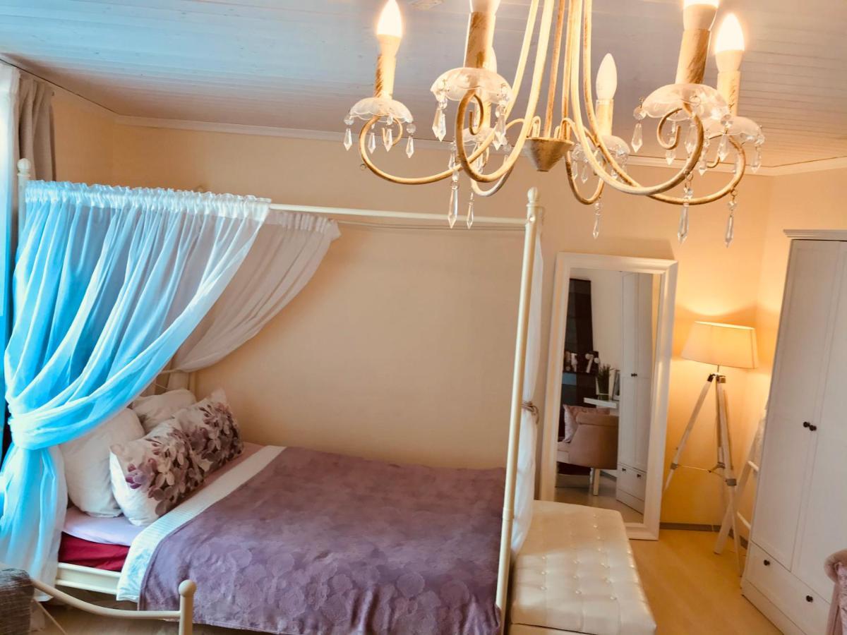 Cozy City Studio Apartment Free Parking Tallinn Exterior photo