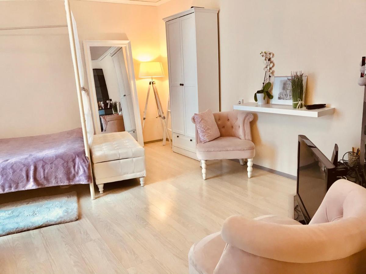 Cozy City Studio Apartment Free Parking Tallinn Exterior photo