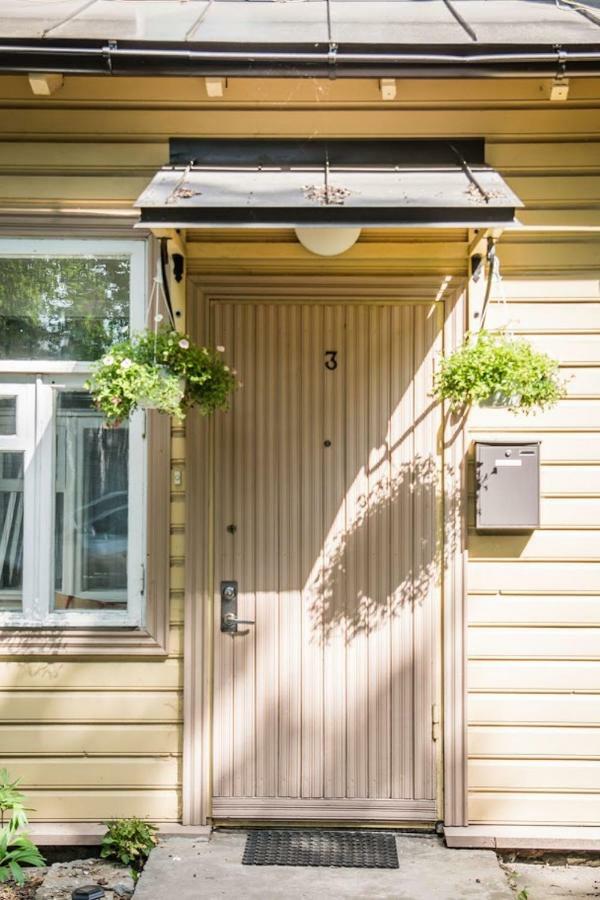 Cozy City Studio Apartment Free Parking Tallinn Exterior photo